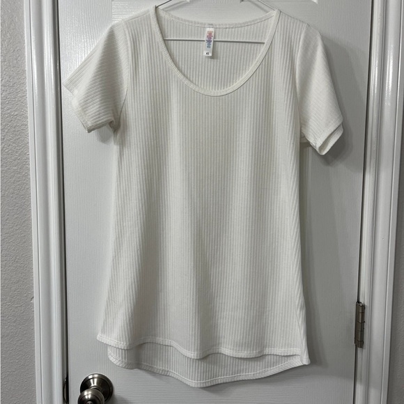 Women’s Lularoe Lot of Six Shirts Tops Size XS - Picture 2 of 7